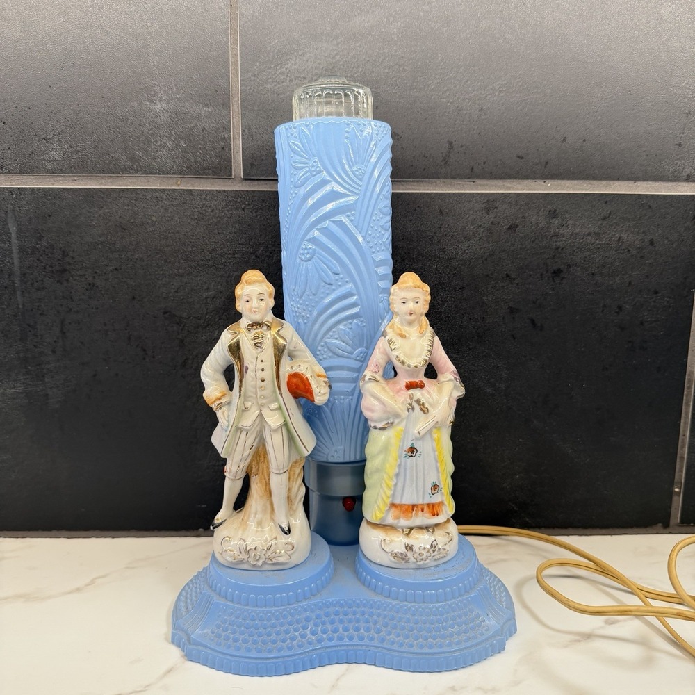 Vintage APEX Blue Boudoir Night Light Perfume Warmer Courting Couple Figurine
